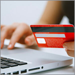 Person paying with a credit card online